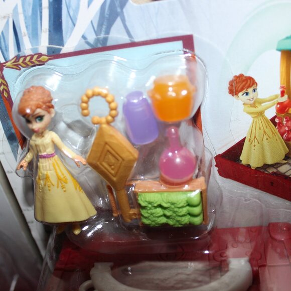 3/$55❤️sealed Disney FROZEN II 2 Pop Adventures Village Set Pop-Up Playset Case - Picture 12 of 15